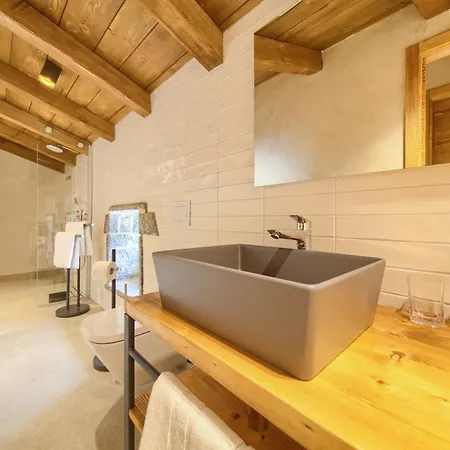Family Friendly House With A Swimming Pool Bajcici, Krk - 19311 Сasa de vacaciones Vrh (Krk)