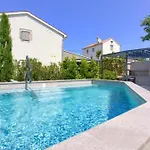 Family Friendly House With A Swimming Pool Bajcici, Krk - 19311 * Vrh (Krk)