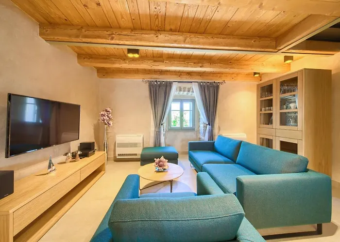 Family Friendly House With A Swimming Pool Bajcici, Krk - 19311 펜션 Vrh (Krk)